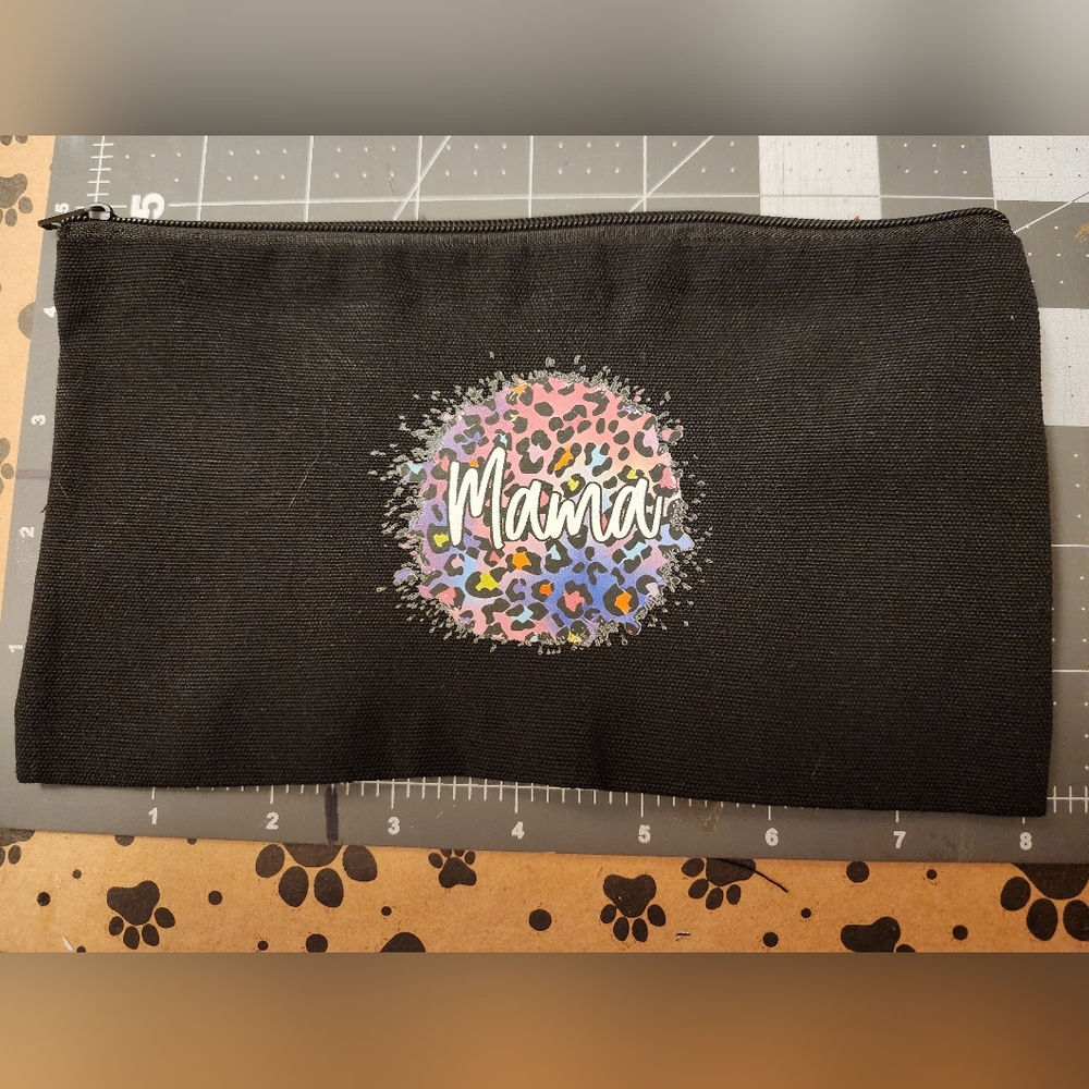 Colorful Leopard Print 'Mama' Graphic Makeup Bag - Picture 2 of 2